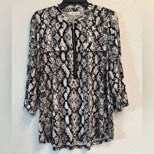 Calvin Klein Womens Large Black & White Snake Print Zip Front Blouse